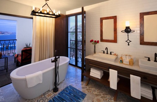 El Rosarito House | 267 m² House ∙ 3 bedrooms ∙ 8 guests