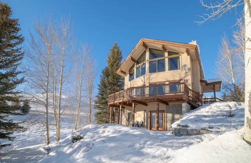 Hailey House | 269 m² House ∙ 3 bedrooms ∙ 6 guests