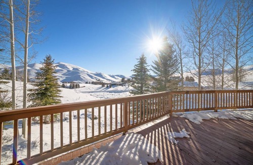 Hailey House | 269 m² House ∙ 3 bedrooms ∙ 6 guests