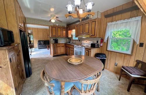 Twin Mountain House | 26CM - private camp in Bretton Woods, wifi, AC, private yard with great views!