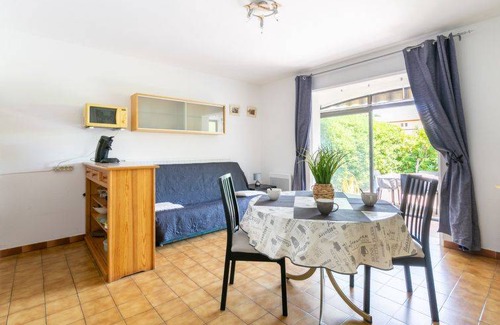 Carqueiranne Apartment | 27 m² Apartment ∙ 1 bedroom ∙ 4 guests
