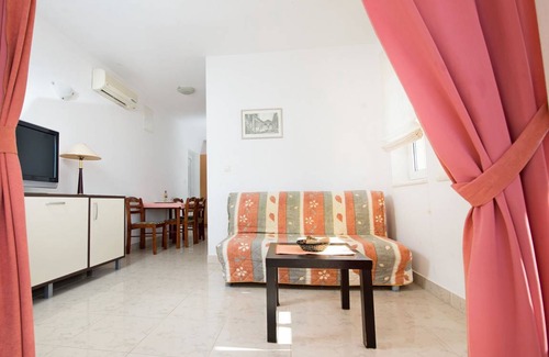 Rogoznica Apartment | 27 m² Apartment ∙ 1 bedroom ∙ 4 guests