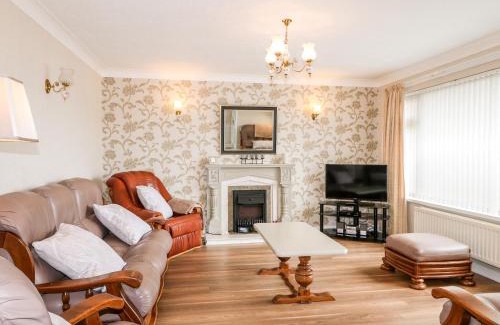 Warrenpoint House | 27 Pinewood Hill