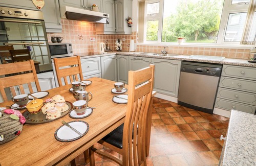 Warrenpoint Cottage | 27 Pinewood Hill