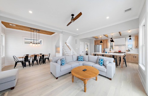Beach Haven House | 270 Degree Bay Views! Amazing home with a Pool! Weekend of 9/14 available!
