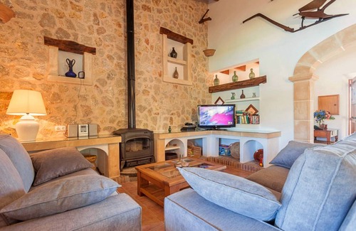 Pollensa Villa | 270 m² Villa ∙ 4 bedrooms ∙ 7 guests