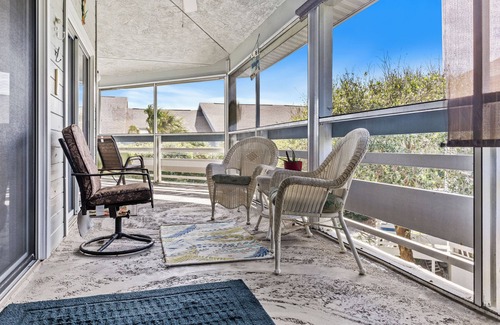 Sea Dunes Condo | 273 Sea Woods Veranda 3BD - Keep Palm & Carry On