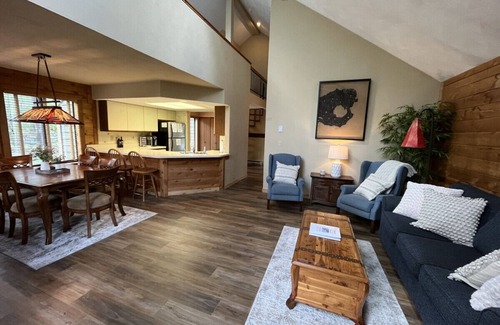 Jefferson Township Apartment | 2741 Powder Ridge Road