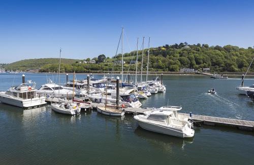 Dartmouth House | 28 Dart Marina