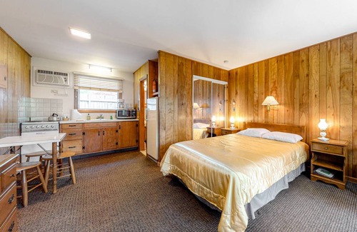 Alton Bay Hotel | 28 m² Hotel ∙ 4 guests