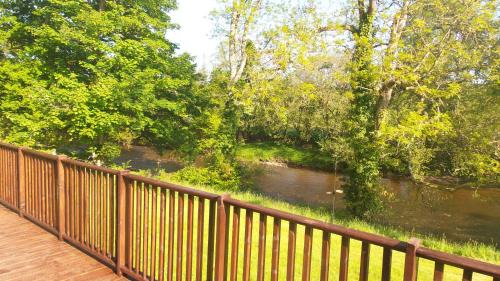 Builth Wells Ski Chalet | 28 Riverside, Caer Beris Holiday Park