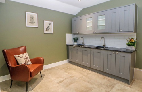 Stoney Middleton Cottage | 28 Rock Mill Holiday Apartments