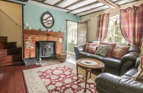 Thorington House | 28 Stone Cottage