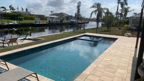 Punta Gorda House | 280 Belvedere