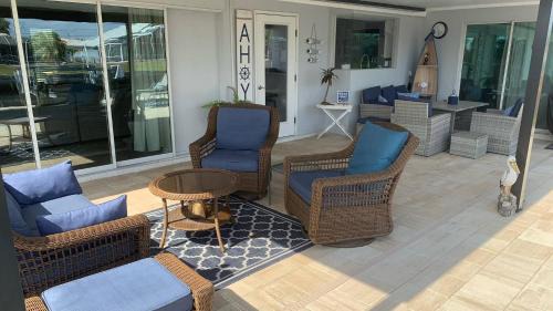 Punta Gorda House | 280 Belvedere