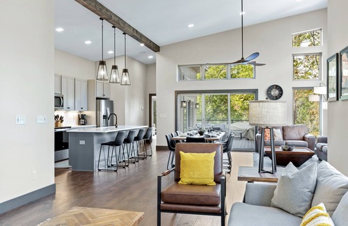 Innsbrook House | 2837 Idlewood Treehouse by Sarah Bernard Vacation Rentals