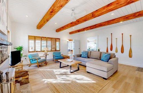 Innisfil House | 2889 Purvis Street