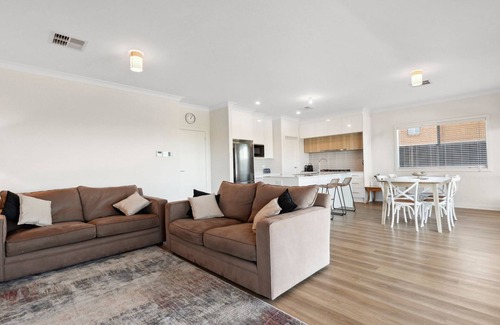 Nangkita House | 29 Blanche Pd, Hindmarsh Island