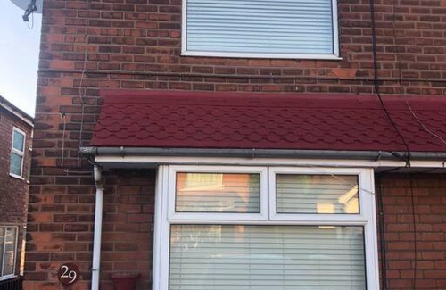 Scunthorpe House | 29 Comfort house 2 bedroom townhouse with parking