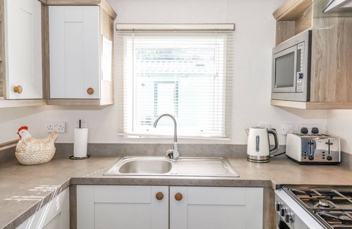 Yealand Conyers Cottage | 29 LAKES VIEW, pet friendly, character holiday cottage in Carnforth
