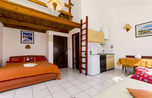 Rogoznica Apartment | 29 m² Apartment ∙ 3 guests