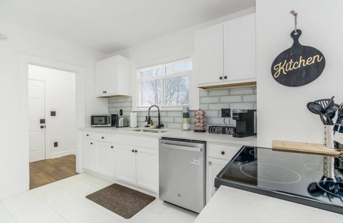 Kansas City House | 29) Perfect for Companies!
