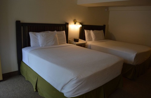 Columbia Falls Hotel | 29- TWO QUEEN BEDS in Charming hotel in C. Falls with WiFi, AC, 20 mi to GNP