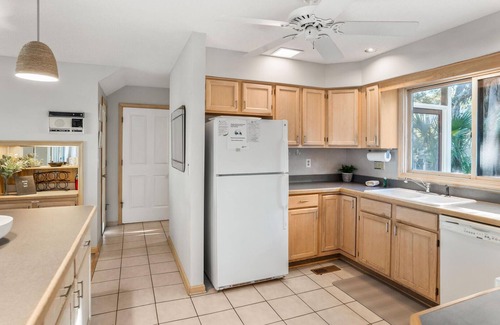Saint Helena Island House | 292 Tarpon