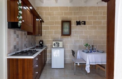 San Pietro in Bevagna House | 2933 Villetta Patrizia - Monolocale by Barbarhouse