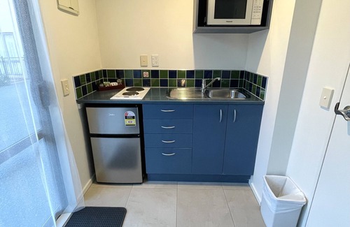 Upper Riccarton Hotel | 298 Westside Motor Lodge