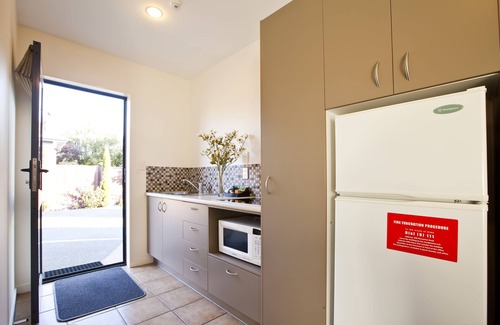 Upper Riccarton Hotel | 298 Westside Motor Lodge