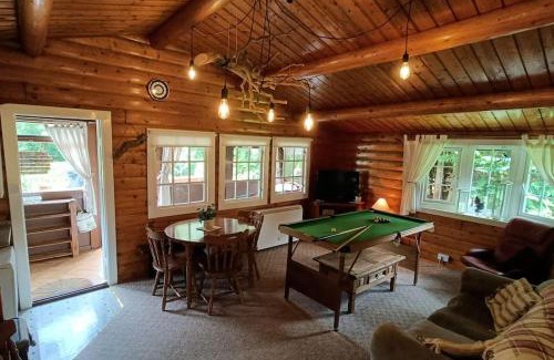Bronaber House | 299 Willow Lodge