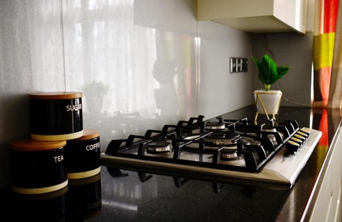 Stanwell House | 29EW-11 Dreams Unlimited Serviced Accommodation- HeathrowStanwell