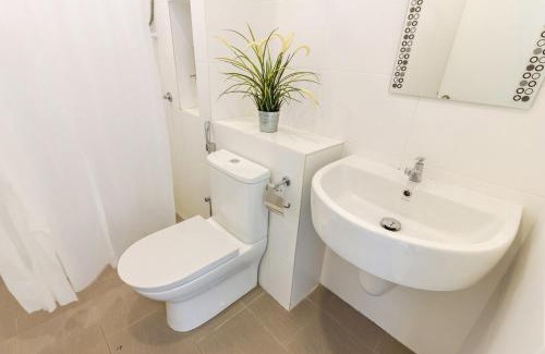 Gelugor House | 2a豪华三层排屋6房6浴室家庭聚会结婚生日USM槟威大桥SPICE会展中心乔治市