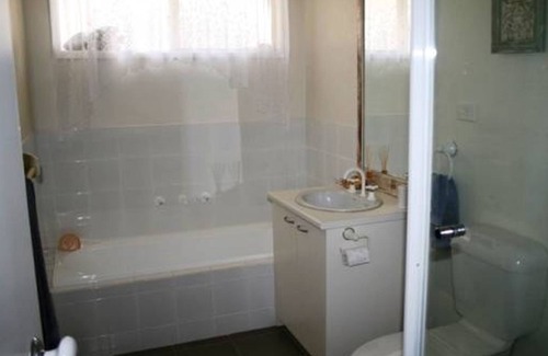 Ventnor House | 2A Griffiths Street, Ventnor - perfect base to explore Phillip Island