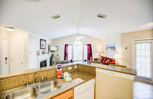 Gulf Shores Apartment | 2b/2b w/Pool & Tennis Court, Sleeps 6