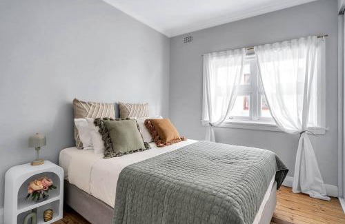 Bondi Beach Apartment | 2B Beach Escape @ 89 Roscoe