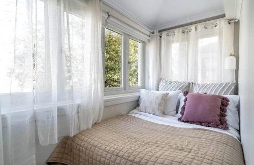 Bondi Beach Apartment | 2B Beach Escape @ 89 Roscoe