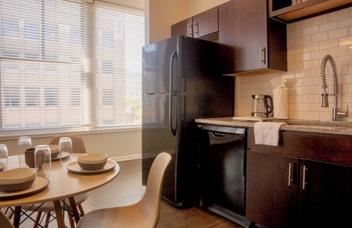 Garment District Apartment | 2B/BR Live/Work Space catered to Businessmen, Travel Nurses, Techies