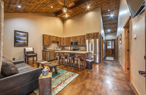 Coram Condo | 2bd/1ba Condo For Glacier Park Explorers –Only 7mi To Park-Hang Your Hat Here #1