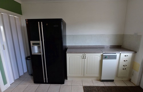 Winterbourne Earls House | 2Bd Garden Home - A Short Walk To Stonehenge