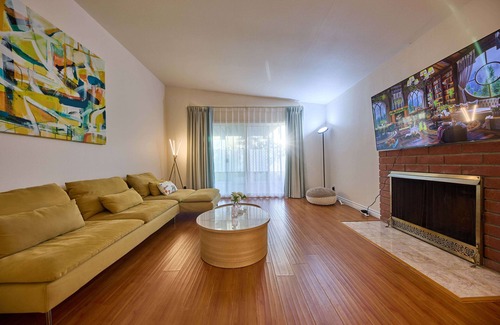 Rowland Heights House | 2bd home in Rowland Heights in quiet neighborhood with spacious backyard