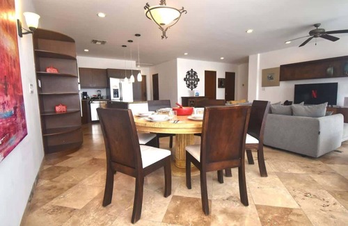 Centro Condo | 2BD Luxury Oceanview Condo with Private Pool