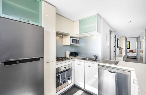 Perth Apartment | 2bdr on Beaufort Street Parking - Mount Lawley
