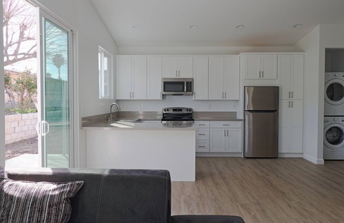 Poway House | 2Bed 1Ba Brand New Guesthouse Private Parking