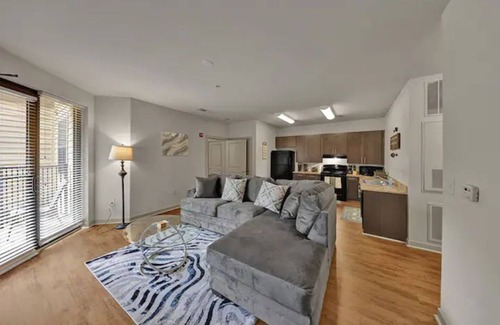 Five Points South Apartment | 2bed 2bath Downtown Birmingham