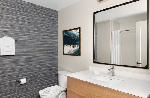 Peachtree Center Resort | 2Bed/2Bath Gorgeous New Resort in Downtown Atlanta!