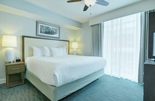 Myrtle Beach Resort | 2Bed/2Bath Towers on the Grove Myrtle Beach Condo in Oceanfront Resort!