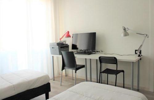 Rondo - Torretta Apartment | 2BEDROOMS - 2STANZE - 4BEDS Minimum 3 days -TheTechFlat- Red Metro Milano Sesto Marelli San Babila Duomo Fiera - No City tax required - dishwasher