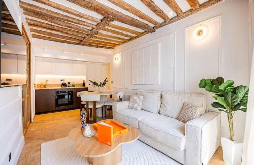 Montmartre Apartment | 2bedrooms Sacrée cœur Place du Tertre Montmartre